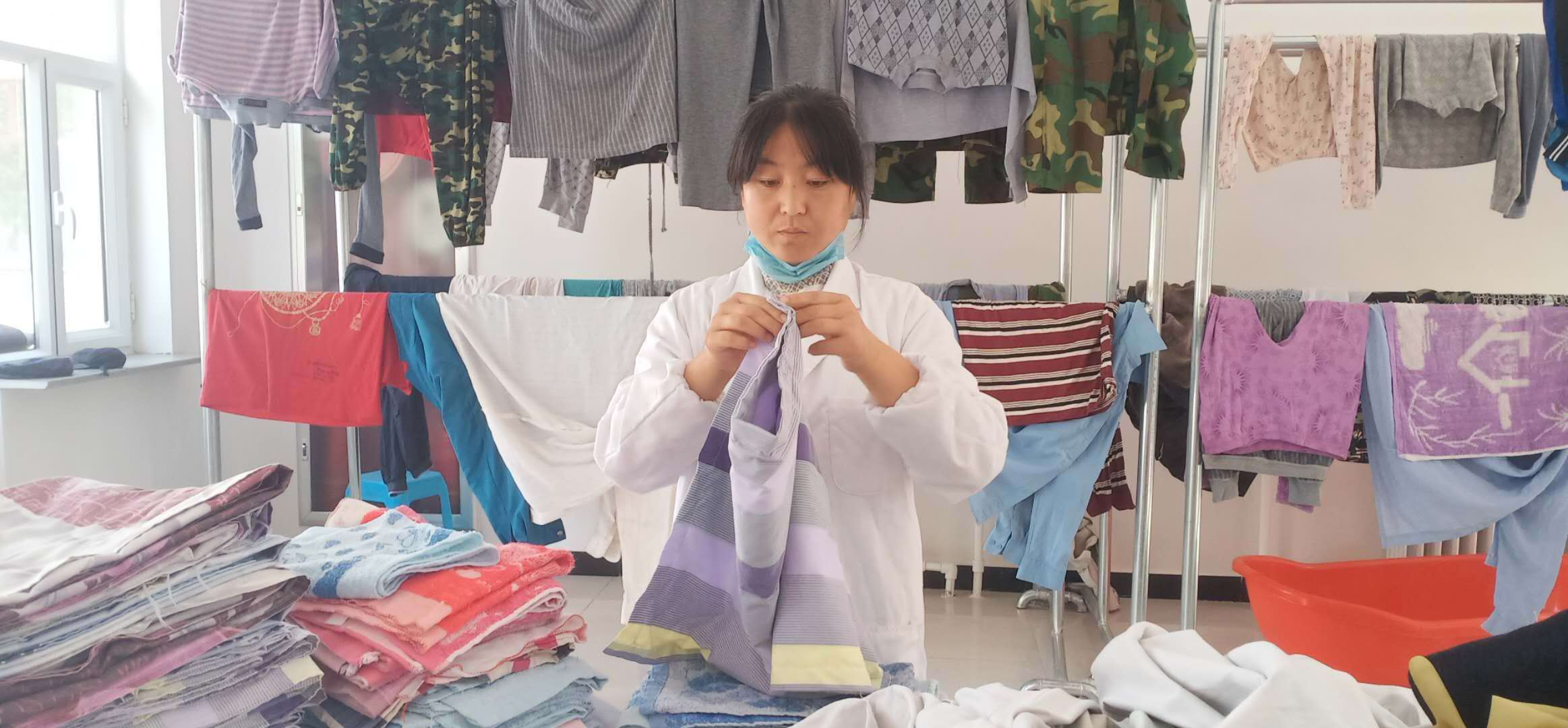 克什克騰旗 關注女性健康，與愛同行——從服飾視角看新時代女性發展